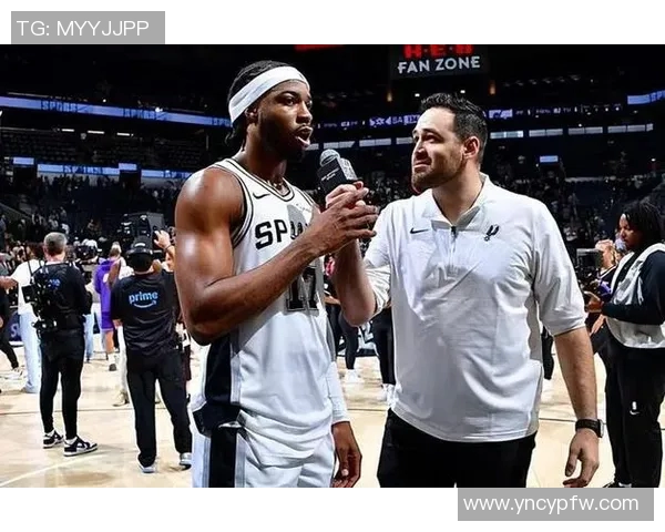 马刺宣布与球星奥尔德里奇续约，将留在球队继续征战NBA